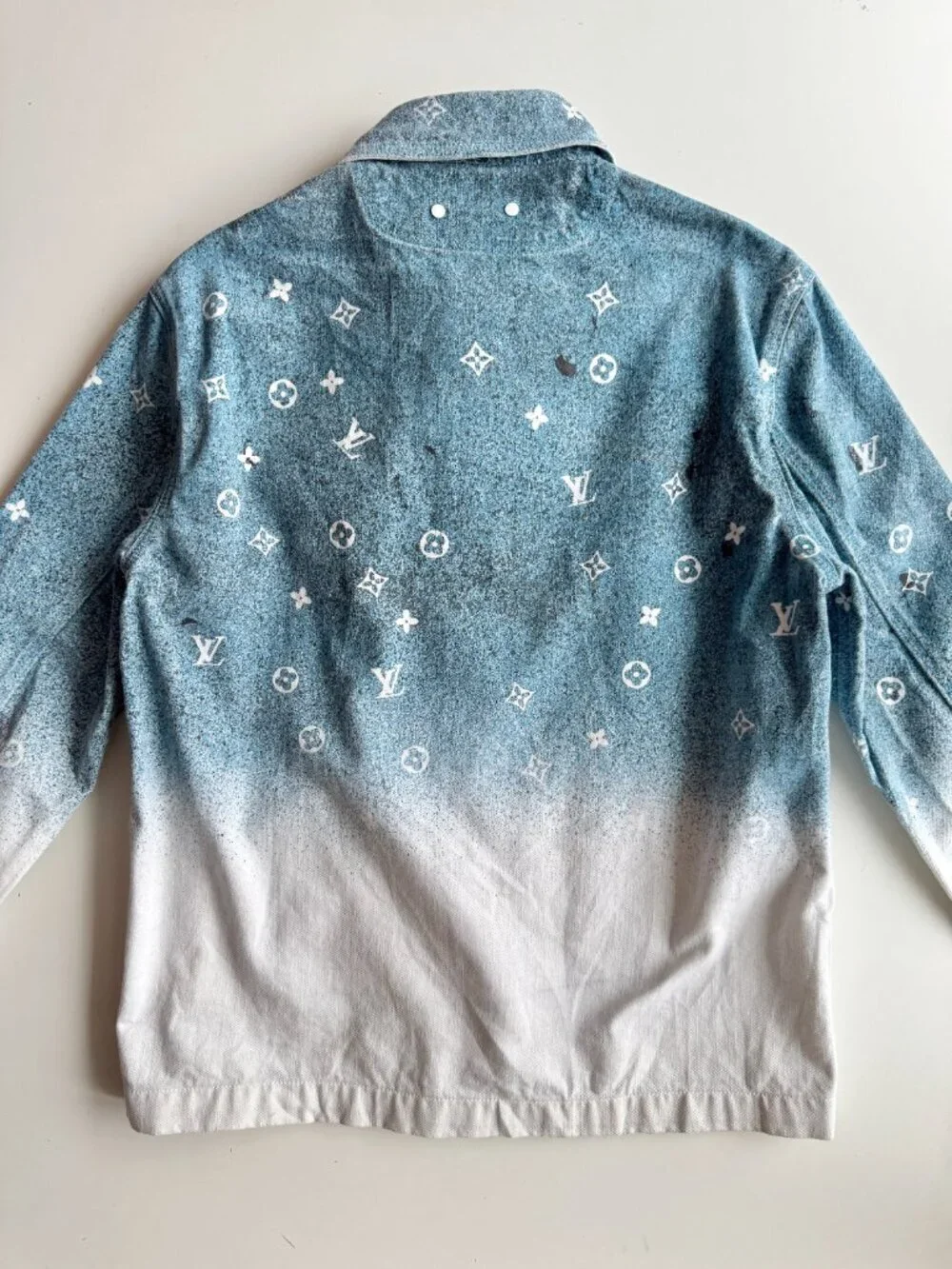 LOUIS VUITTON AW2020 Snowfall Gradient Ombre Logo Denim Overshirt, Size M - Picture 12 of 16